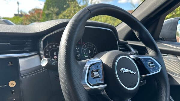 Used Jaguar F-Pace 2023 for sale - 76007998: Photo 31
