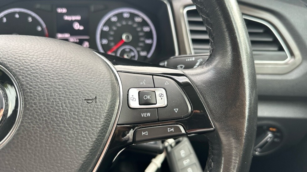 Used Volkswagen T-Roc 2019 for sale - 75715233: Photo 21