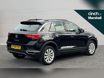 Used Volkswagen T-Roc 2019 for sale - 75715233: Photo