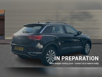 Used Volkswagen T-Roc 2019 for sale - 75715233: Photo