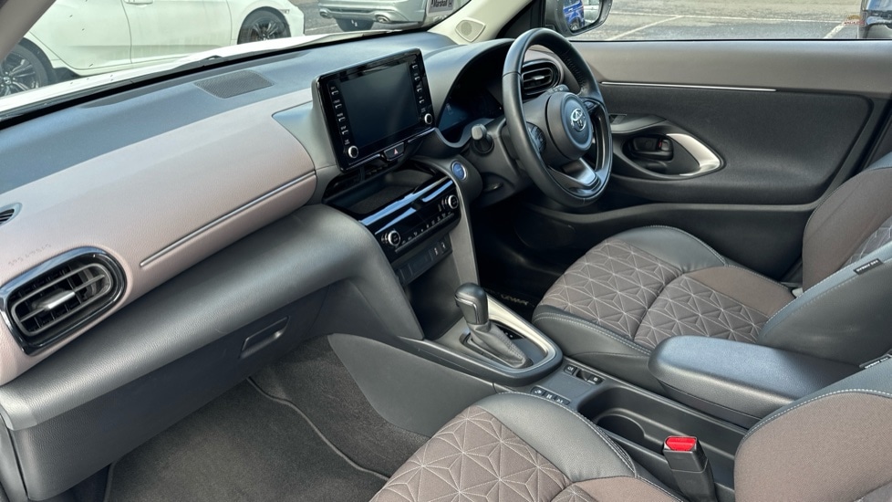 Used Toyota Yaris Cross 2023 for sale - 76079436: Photo 10