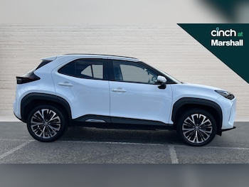 Used Toyota Yaris Cross 2023 for sale - 76079436: Photo