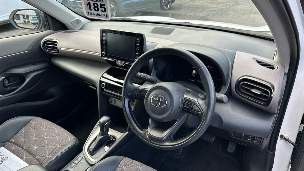 Used Toyota Yaris Cross 2023 for sale - 76079436: Photo 9
