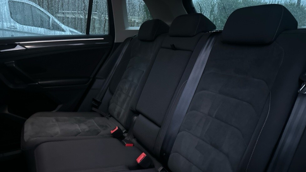 Used Volkswagen Tiguan 2018 for sale - 76749944: Photo 14