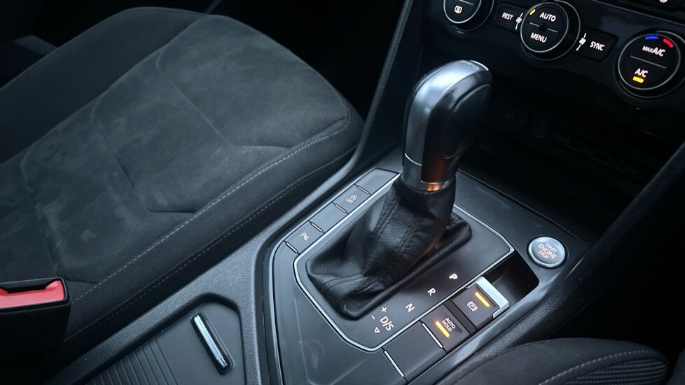 Used Volkswagen Tiguan 2018 for sale - 76749944: Photo 28