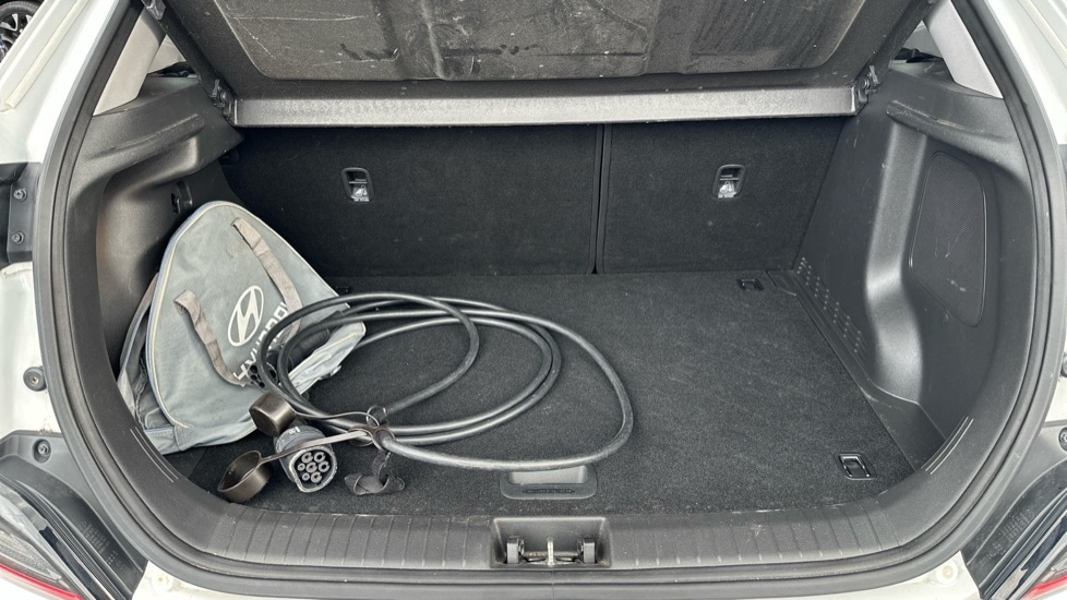 Used Hyundai KONA 2021 for sale - 76176288: Photo 15