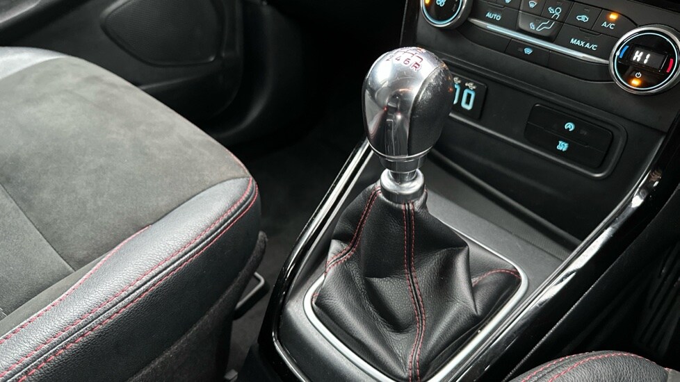 Used Ford Ecosport 2019 for sale - 76479631: Photo 30