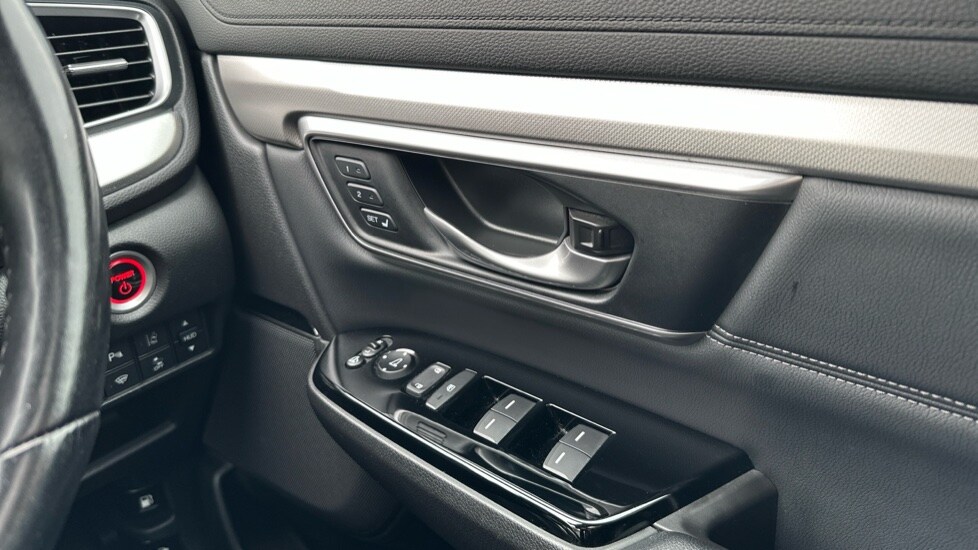 Used Honda CR-V 2021 for sale - 76589844: Photo 29