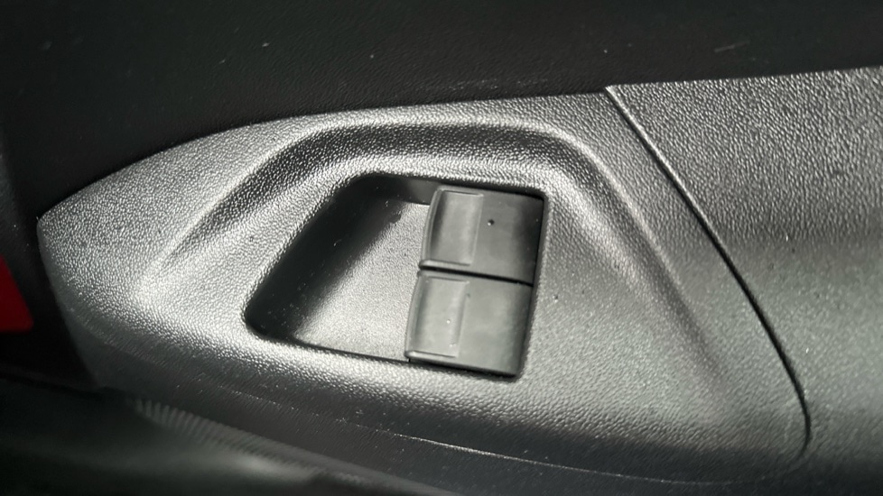 Used Toyota AYGO 2025 for sale - 76479592: Photo 32