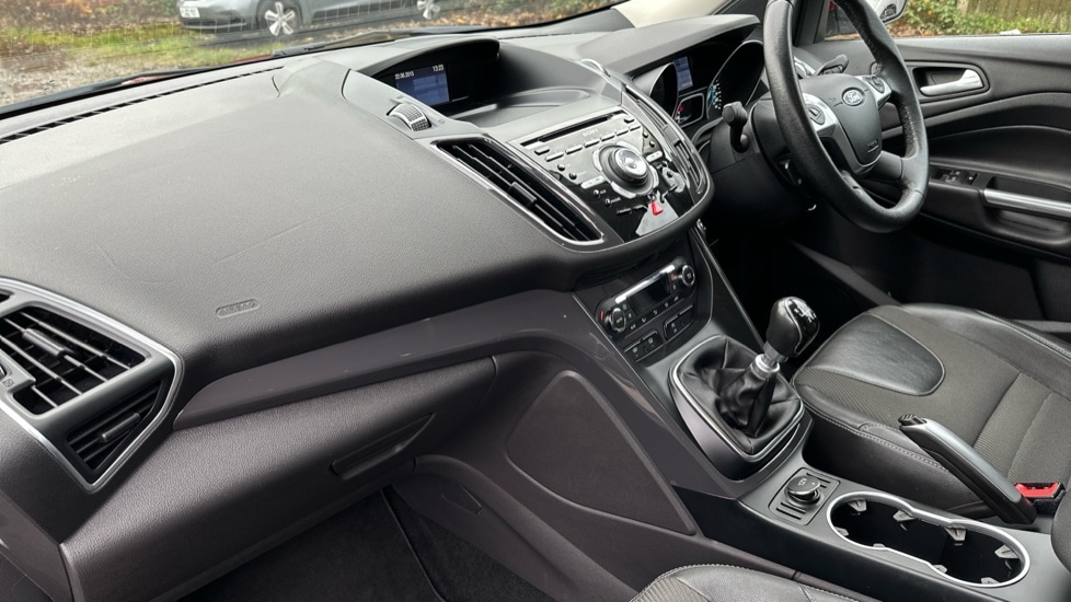 Used Ford Kuga 2015 for sale - 77057750: Photo 10