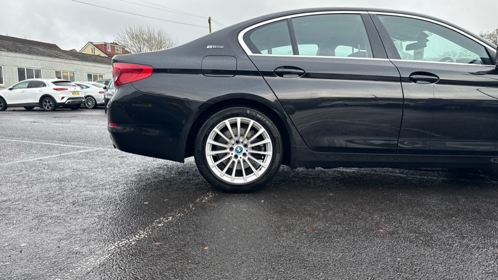 Used BMW 5 Series 2018 for sale - 76847217: Photo 19