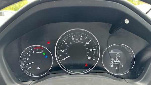 Used Honda HR-V 2015 for sale - 76234042: Photo 11