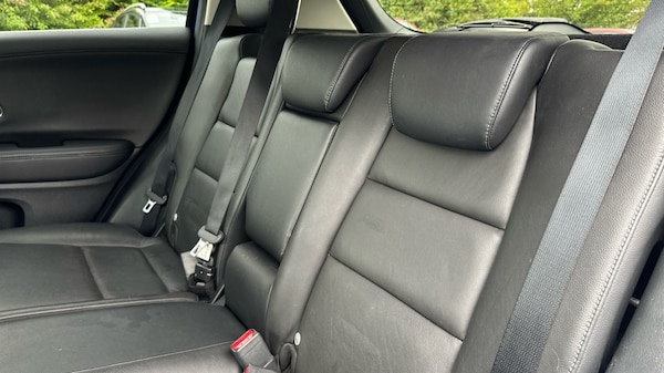 Used Honda HR-V 2015 for sale - 76234042: Photo 8