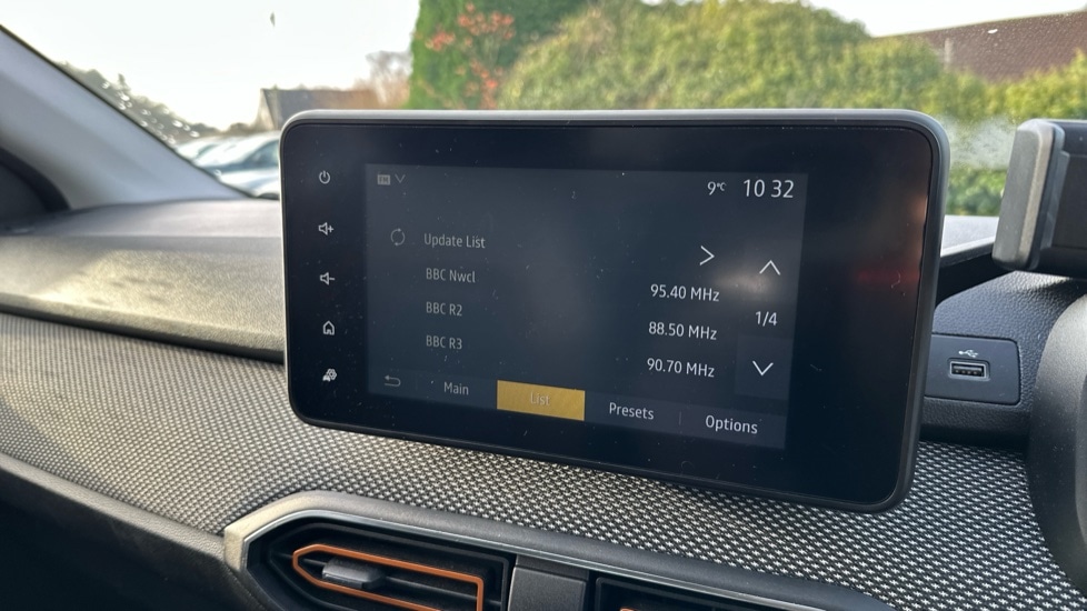 Used Dacia Sandero Stepway 2021 for sale - 76847171: Photo 33