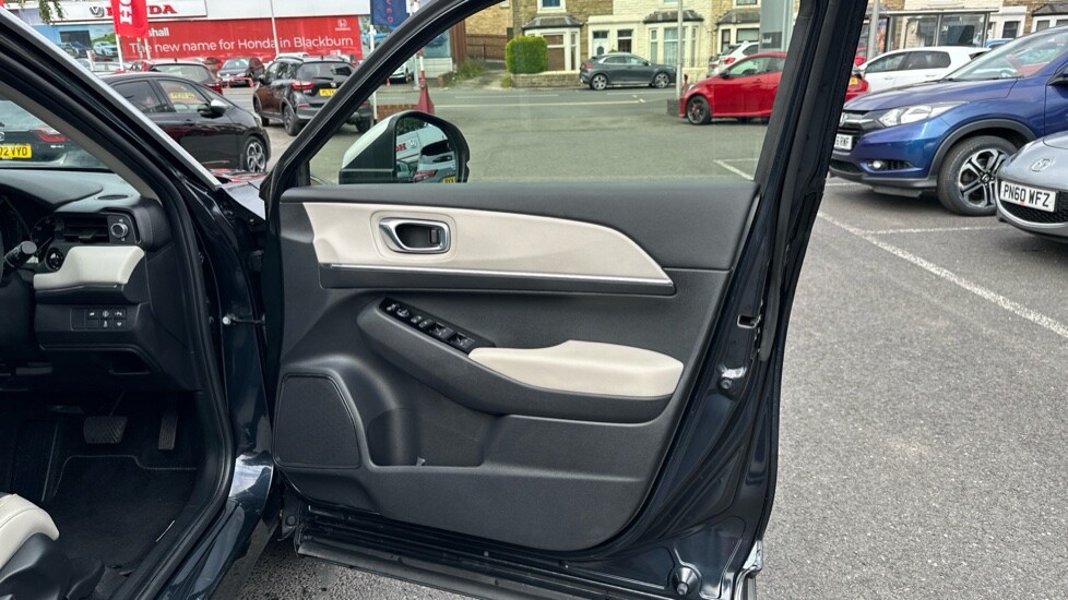 Vehicle 29