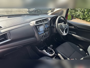 Used Honda Jazz 2020 for sale - 75745718: Photo