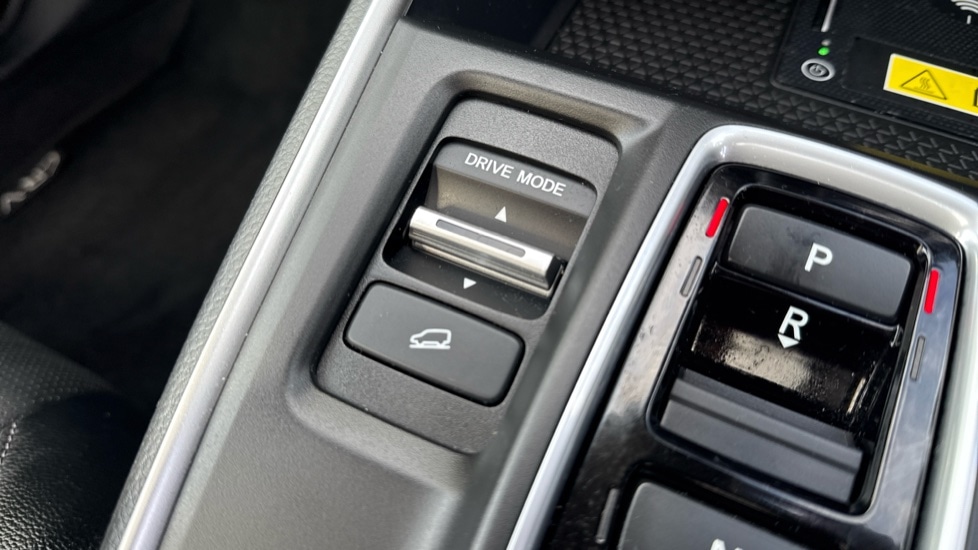 Used Honda CR-V 2025 for sale - 76466203: Photo 37