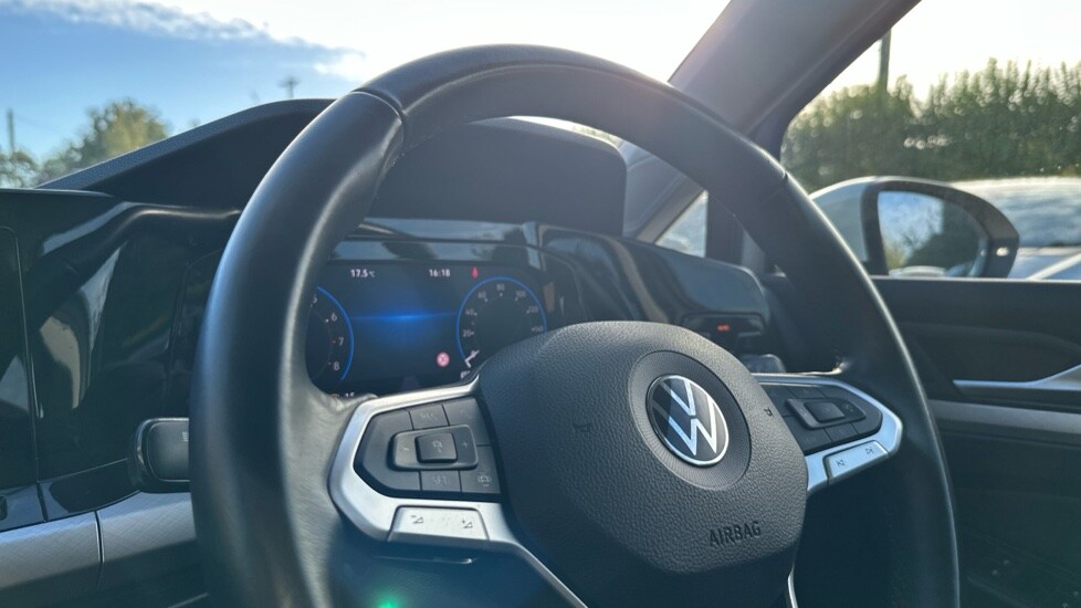 Used Volkswagen Golf 2022 for sale - 76092168: Photo 24