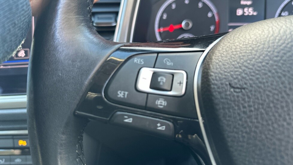 Used Volkswagen T-Roc 2020 for sale - 76586973: Photo 23