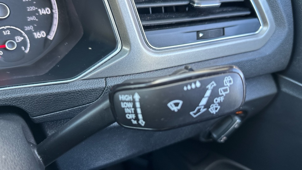 Used Volkswagen T-Roc 2020 for sale - 76586973: Photo 24