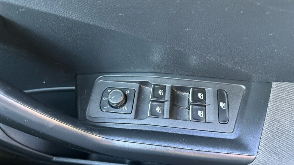 Used Volkswagen T-Roc 2020 for sale - 76586973: Photo 30