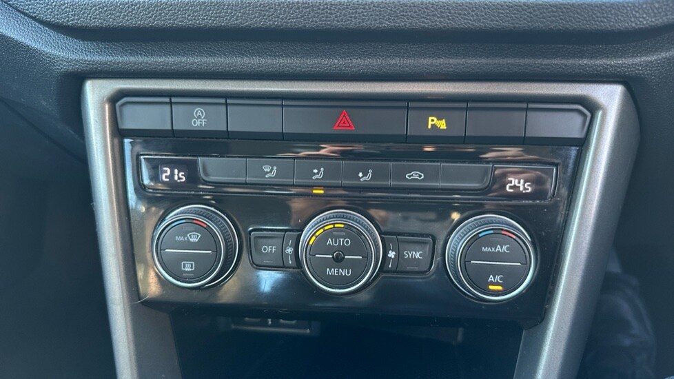 Used Volkswagen T-Roc 2020 for sale - 76586973: Photo 34