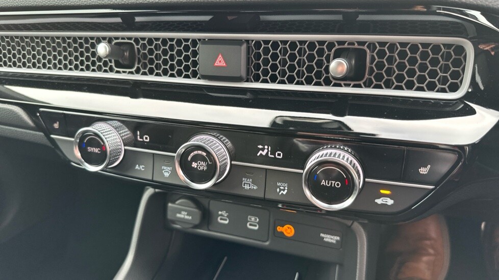 Used Honda Civic 2025 for sale - 76161505: Photo 30