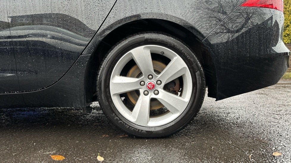 Used Jaguar XF 2018 for sale - 76817649: Photo 18