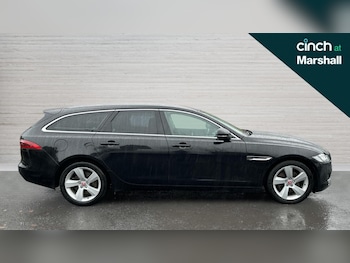 Used Jaguar XF 2018 for sale - 76817649: Photo
