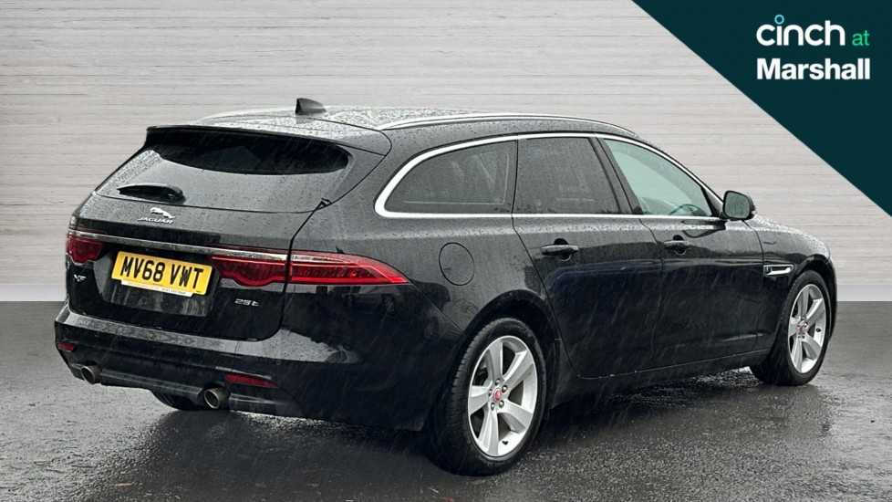 Used Jaguar XF 2018 for sale - 76817649: Photo 3