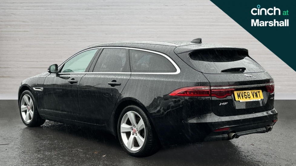 Used Jaguar XF 2018 for sale - 76817649: Photo 5