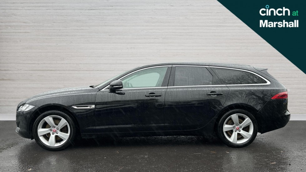Used Jaguar XF 2018 for sale - 76817649: Photo 6
