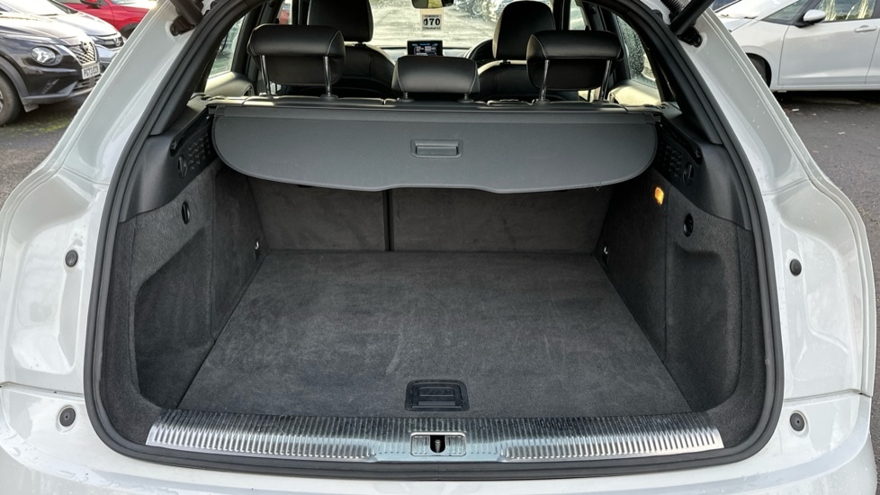 Used Audi Q3 2017 for sale - 76842160: Photo 15