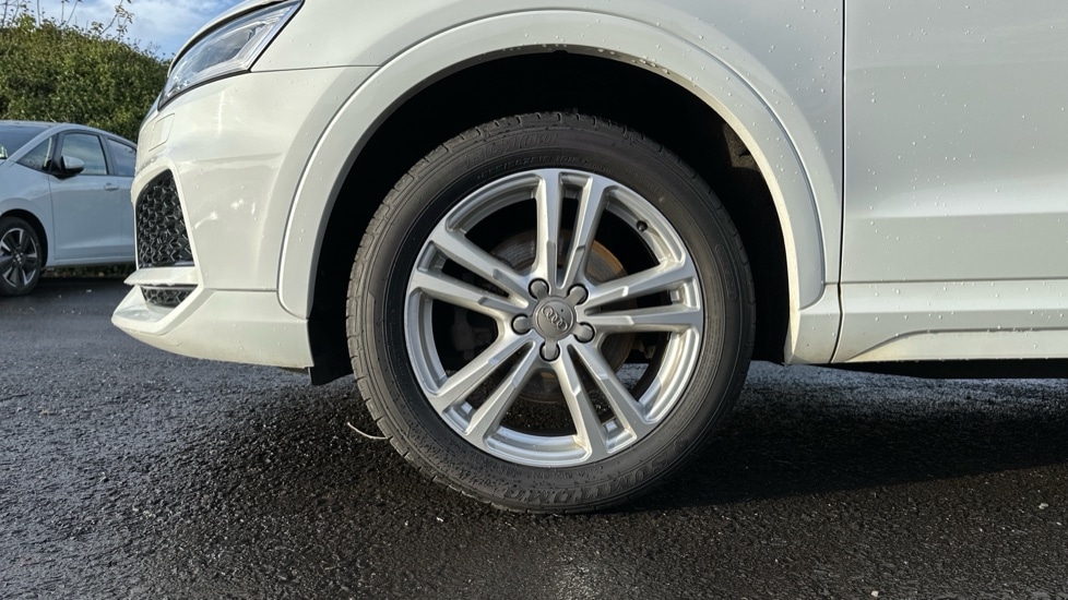 Used Audi Q3 2017 for sale - 76842160: Photo 17