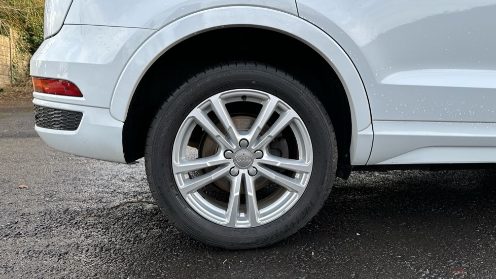 Used Audi Q3 2017 for sale - 76842160: Photo 19