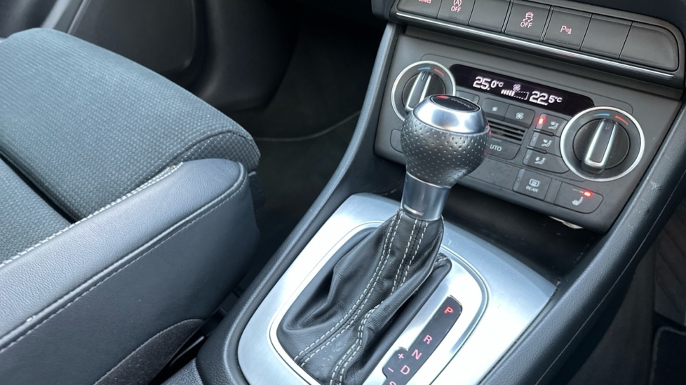 Used Audi Q3 2017 for sale - 76842160: Photo 28