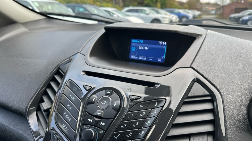 Used Ford Ecosport 2016 for sale - 76441984: Photo 32
