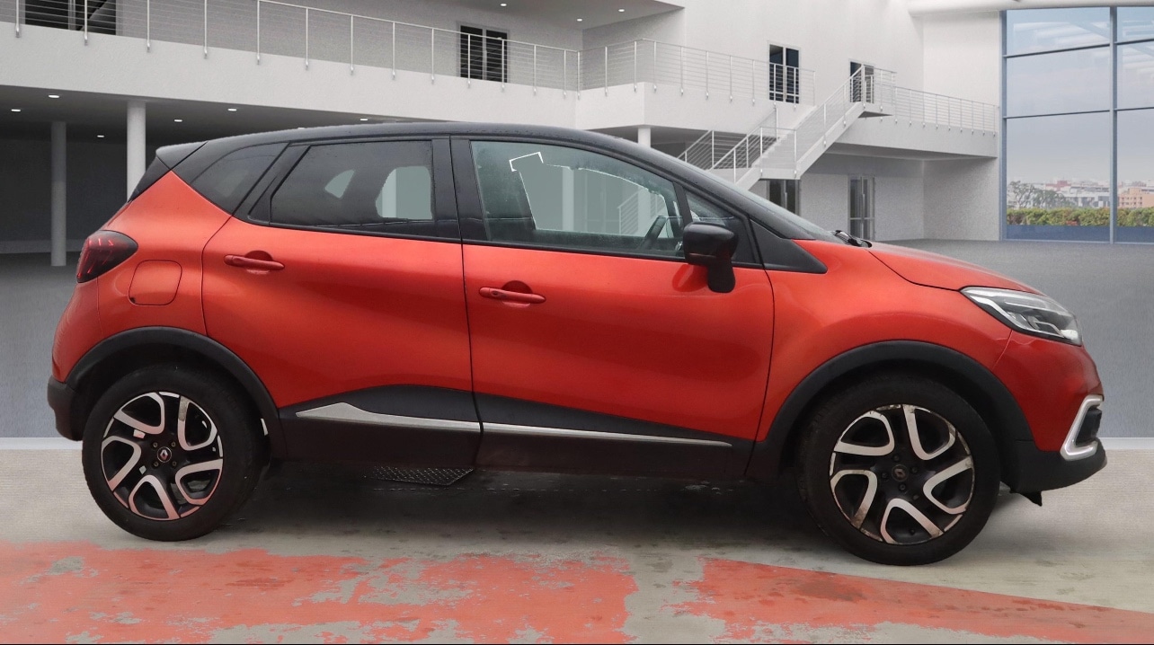 Used Renault Captur 2018 for sale - 76354998: Photo 3
