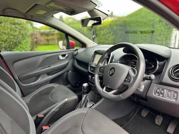 Used Renault Clio 2018 for sale - 79660845: Photo