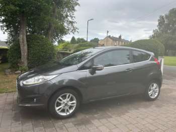 2015 (65) - 1.25 82 Zetec 3dr