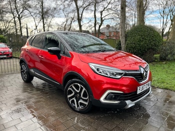 Used Renault Captur 2018 for sale - 77196042: Photo