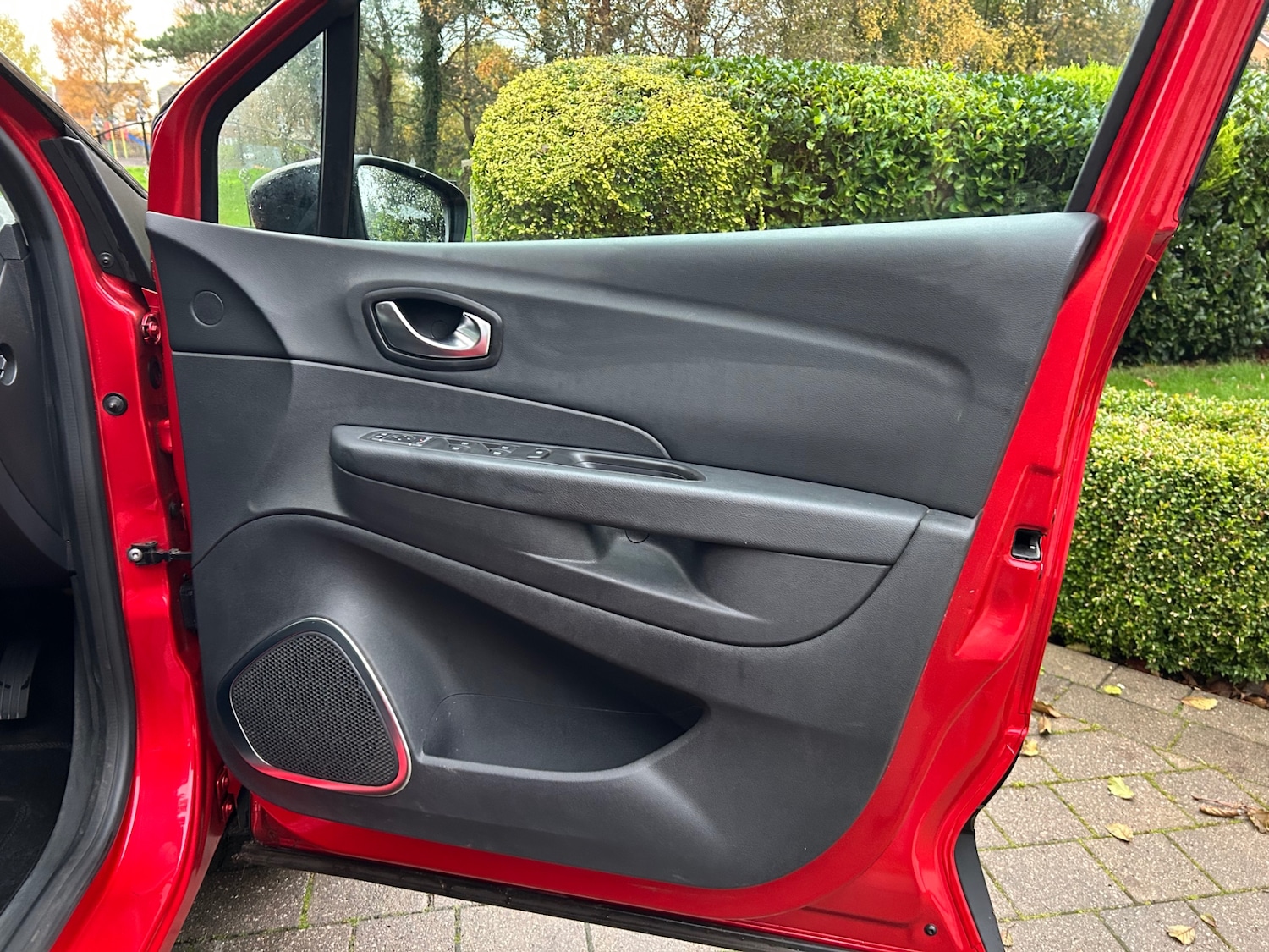 Used Renault Captur 2018 for sale - 77196042: Photo 28