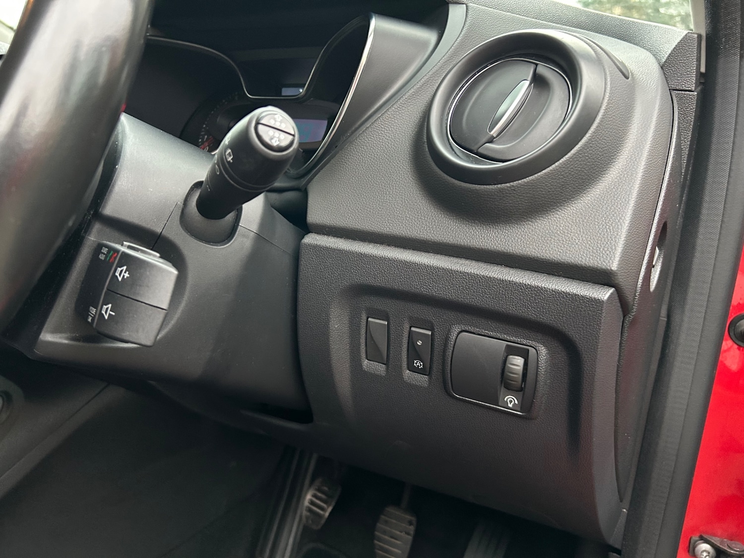 Used Renault Captur 2018 for sale - 77196042: Photo 32