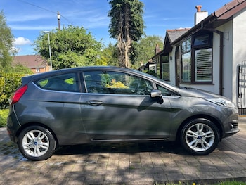 Used Ford Fiesta 2015 for sale - 76089336: Photo