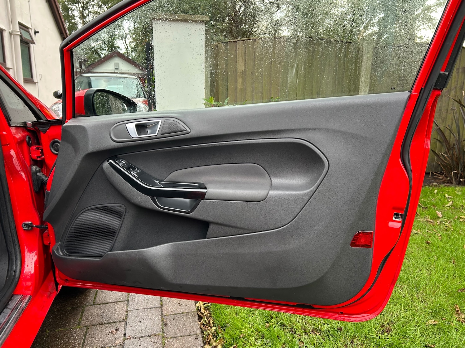 Used Ford Fiesta 2014 for sale - 76193108: Photo 11