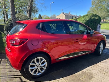 Used Renault Clio 2017 for sale - 78466182: Photo