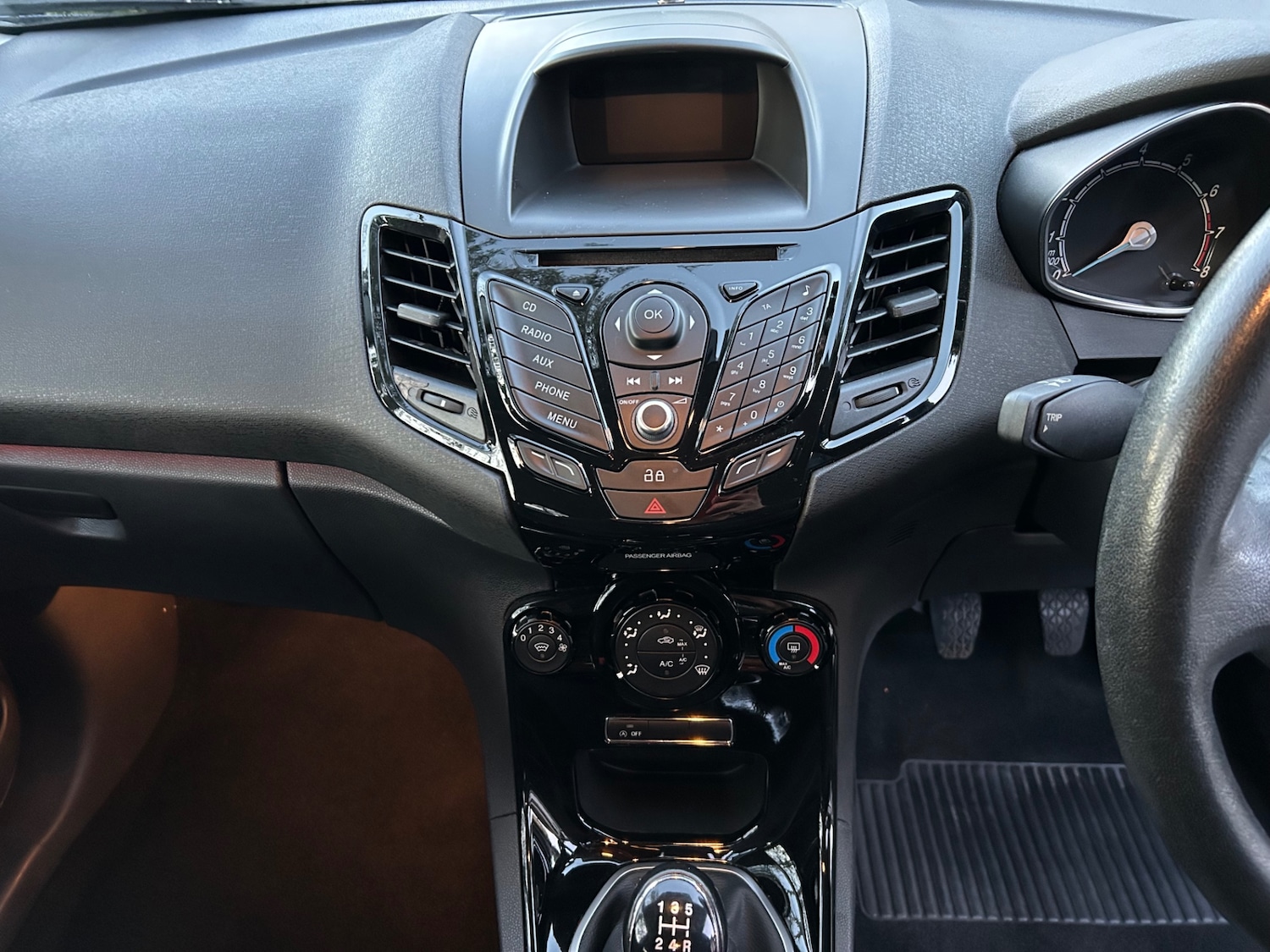 Used Ford Fiesta 2015 for sale - 77492673: Photo 12