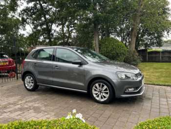2015 (15) - 1.0 SE 5dr
