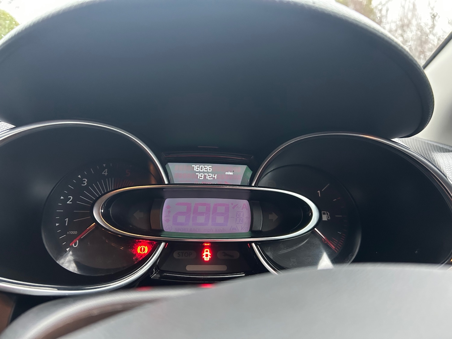 Used Renault Clio 2016 for sale - 76885226: Photo 32