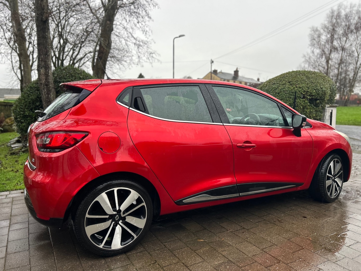 Used Renault Clio 2016 for sale - 76885226: Photo 4